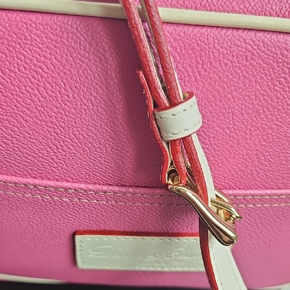 Dooney & Bourke NWT Pink Crossbody Bag RAINBOW ZIPPER - Picture 9 of 11